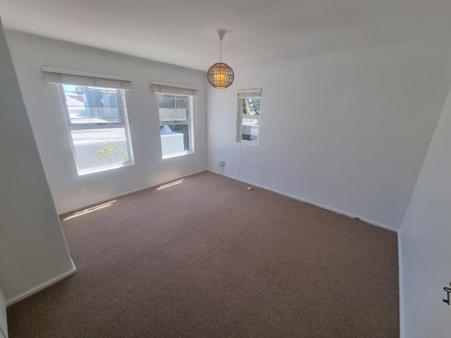 To Let 2 Bedroom Property for Rent in Claremont Western Cape
